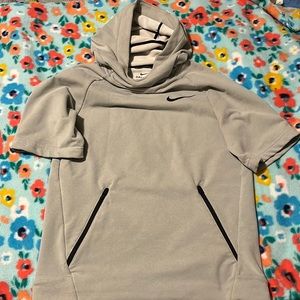 Boys short sleeve Nike Dry Fit hoodie!